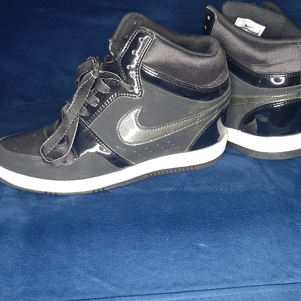 Nike Force Sky High